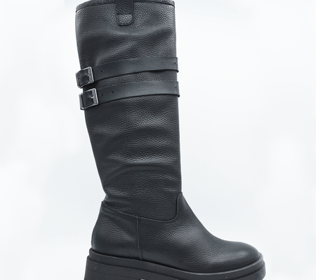 TR1020 BOOTS IN BLACK BOTTLED.